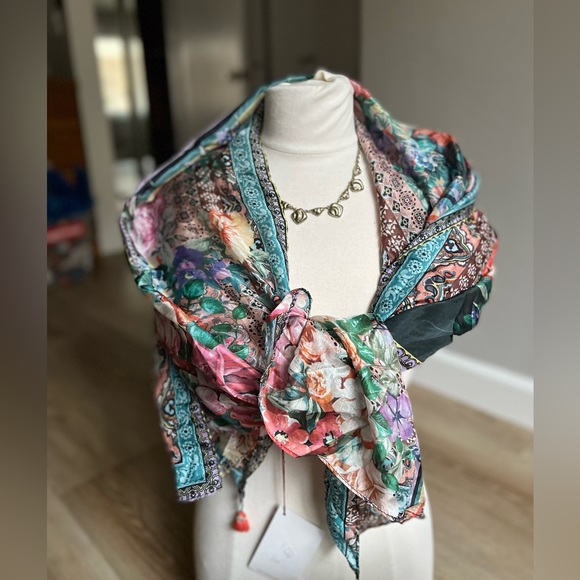 Johnny Was silk scarf - Picture 12 of 14